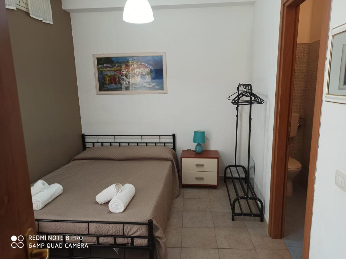 Bed and Breakfast La Rosa Antica Caltagirone Exterior foto